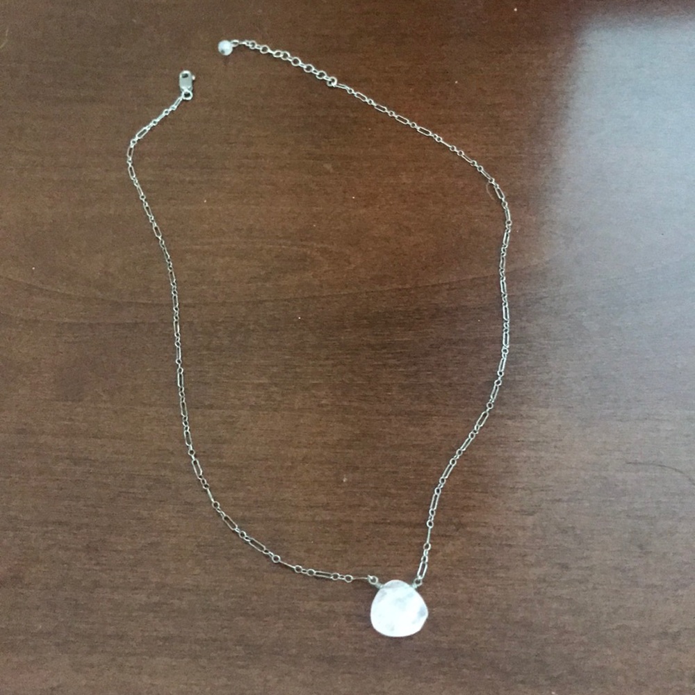 Rose quartz necklace with silver chain